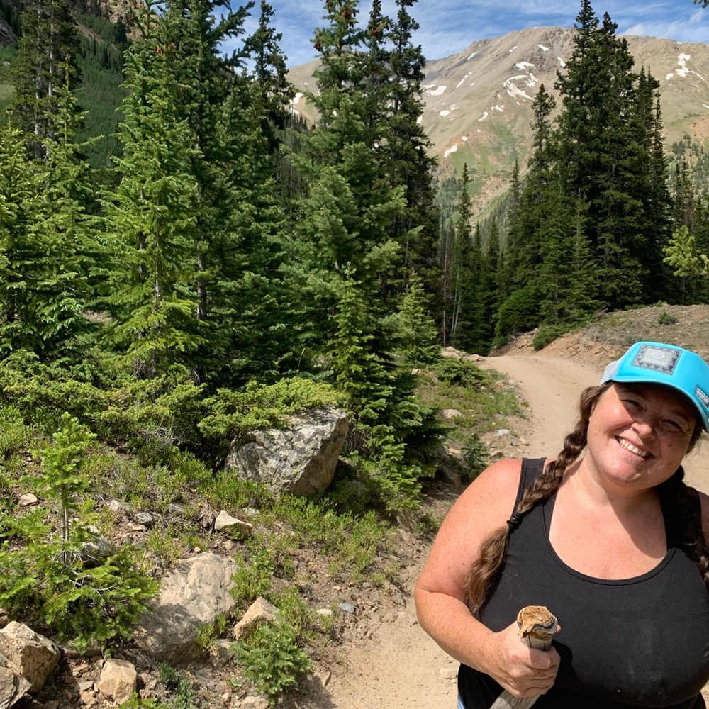 Meet your Posher, Elizabeth